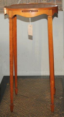 George III satinwood? oval topped kettle stand